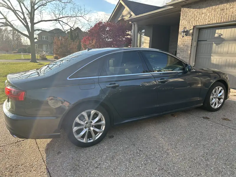 2016 Audi A6 Technik, modrá, 153 956 km, dovoz Kanada — foto 5 z 12