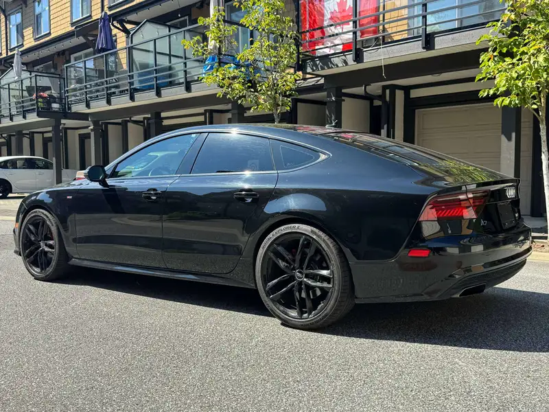 2016 Audi A7 Progressiv, černá, 157 000 km, dovoz Kanada — foto 3 z 12