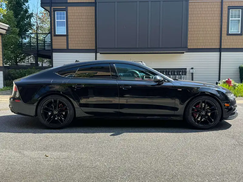 2016 Audi A7 Progressiv, černá, 157 000 km, dovoz Kanada — foto 7 z 12