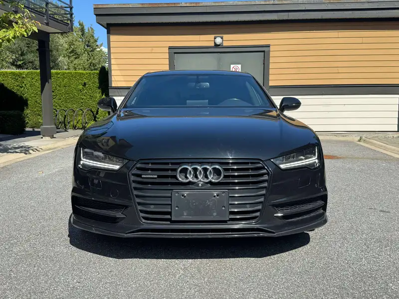 2016 Audi A7 Progressiv, černá, 157 000 km, dovoz Kanada — foto 9 z 12