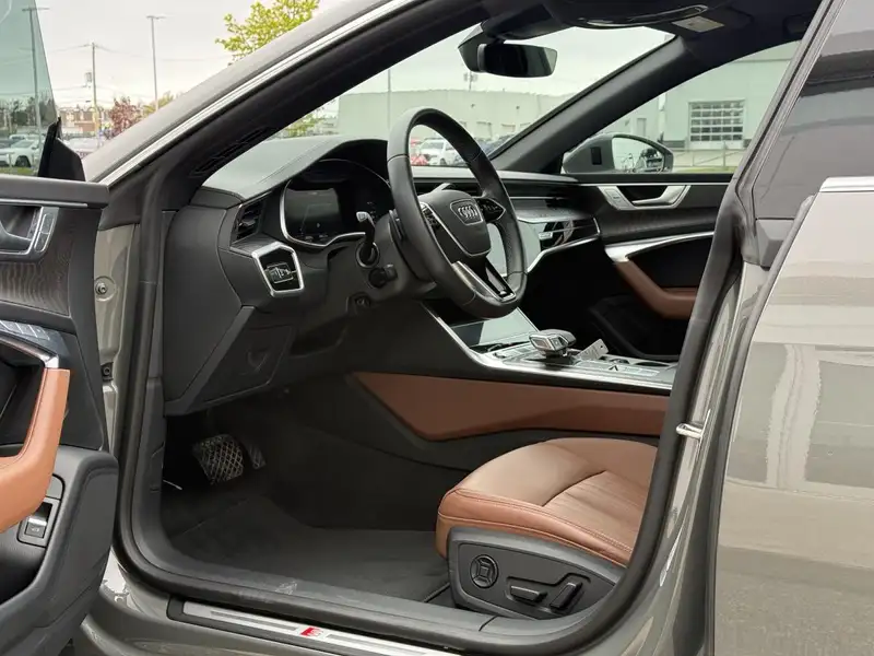 2023 Audi A7 Progresif S-Line, šedá, 58 593 km, dovoz Kanada — foto 11 z 12