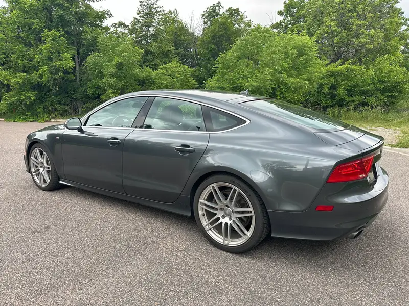 2012 Audi A7 Premium Plus, šedá, 155 000 km, dovoz Kanada — foto 4 z 12