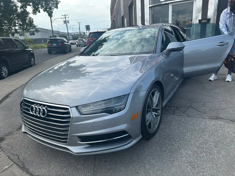 2018 Audi A7 Progressiv, stříbrná, 161 000 km, dovoz Kanada — foto 5 z 7