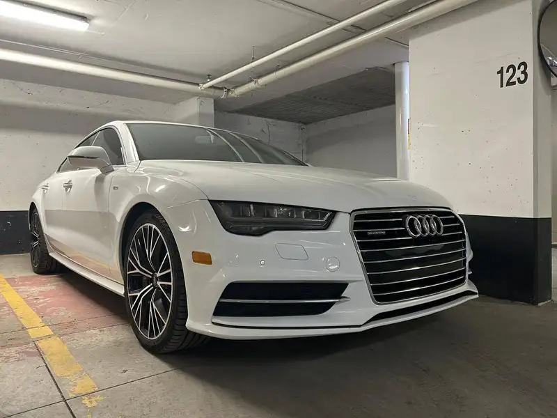 2018 Audi A7 Progressiv, bílá, 80 000 km, dovoz Kanada — foto 4 z 5