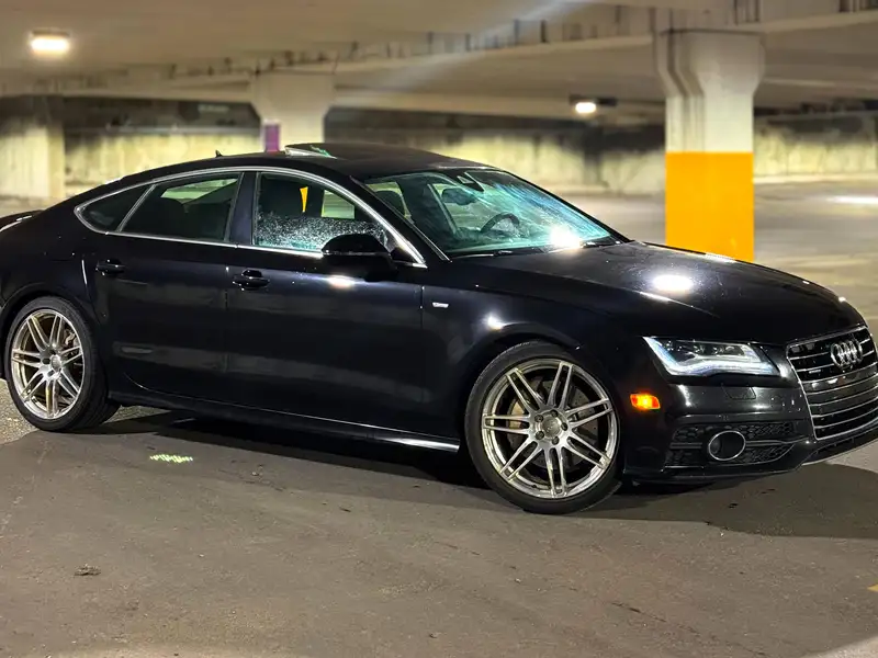 2014 Audi A7 Technik, černá, 184 000 km, dovoz Kanada — foto 2 z 12
