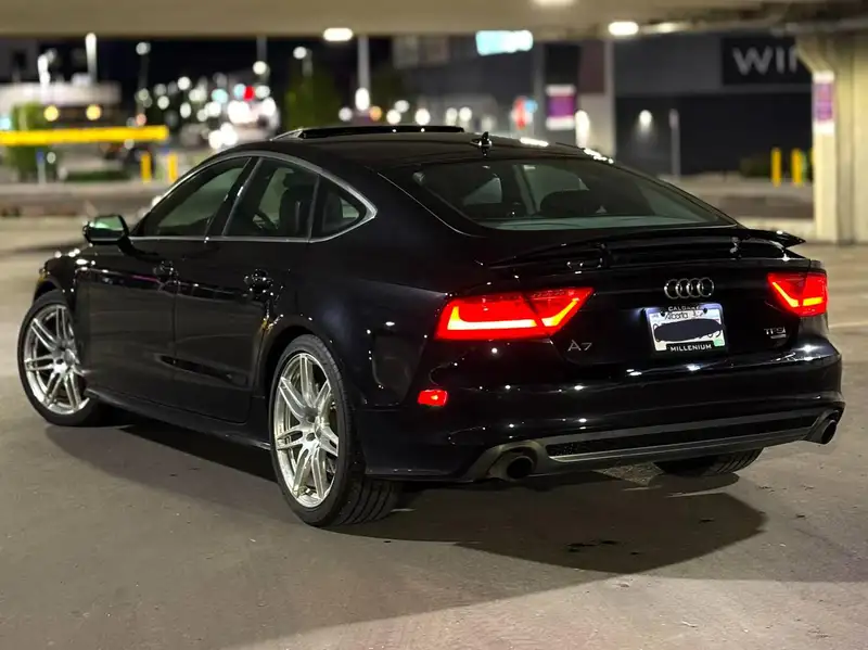 2014 Audi A7 Technik, černá, 184 000 km, dovoz Kanada — foto 5 z 12