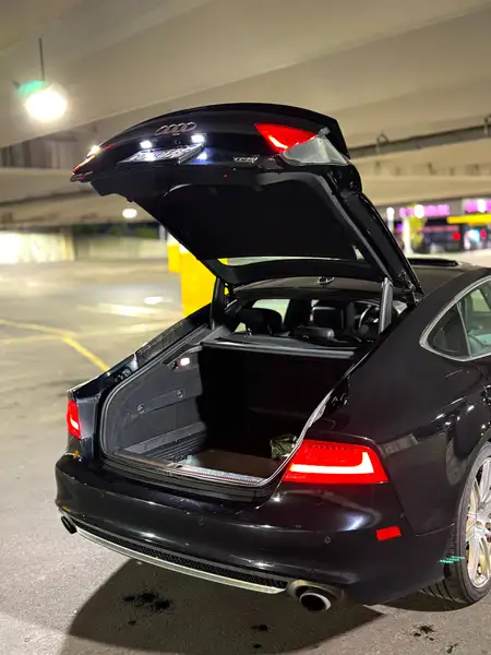 2014 Audi A7 Technik, černá, 184 000 km, dovoz Kanada — foto 7 z 12