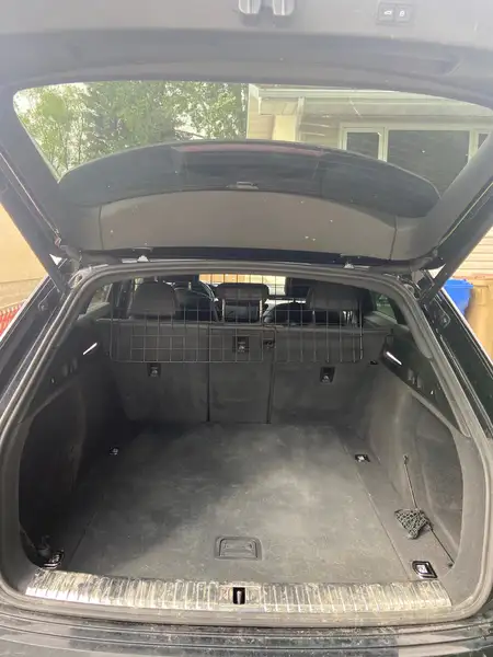 2021 Audi E-Tron Progressiv, černá, 60 000 km, dovoz Kanada — foto 10 z 12