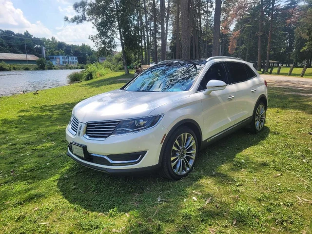 2016 Lincoln Mkx Reserve, bílá, 160 000 km, dovoz Kanada — foto 1