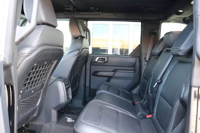 2025 Ford Bronco Big Bend, černá, 87 950 km, dovoz Kanada — foto 9 z 16