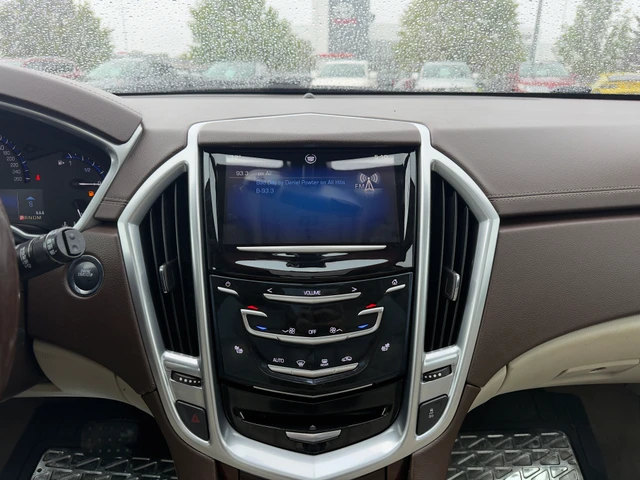 2014 Cadillac Srx Performance, hnědá, 139 337 km, dovoz Kanada — foto 14 z 18