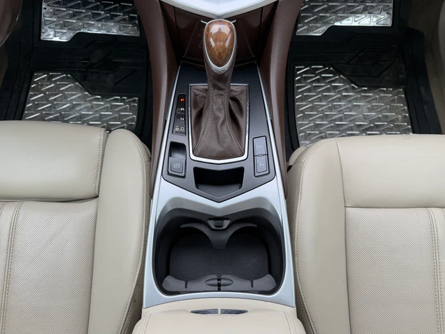 2014 Cadillac Srx Performance, hnědá, 139 337 km, dovoz Kanada — foto 16 z 18