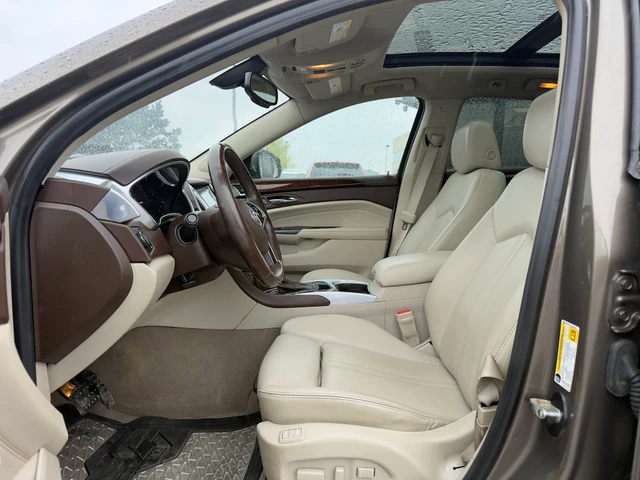 2014 Cadillac Srx Performance, hnědá, 139 337 km, dovoz Kanada — foto 2 z 18