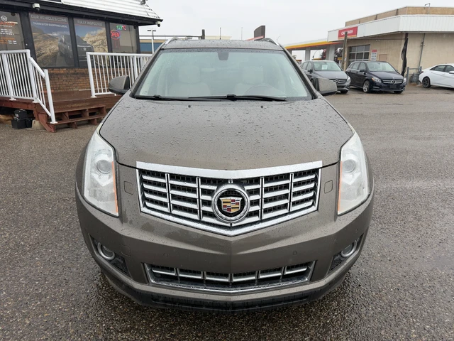 2014 Cadillac Srx Performance, hnědá, 139 337 km, dovoz Kanada — foto 3 z 18