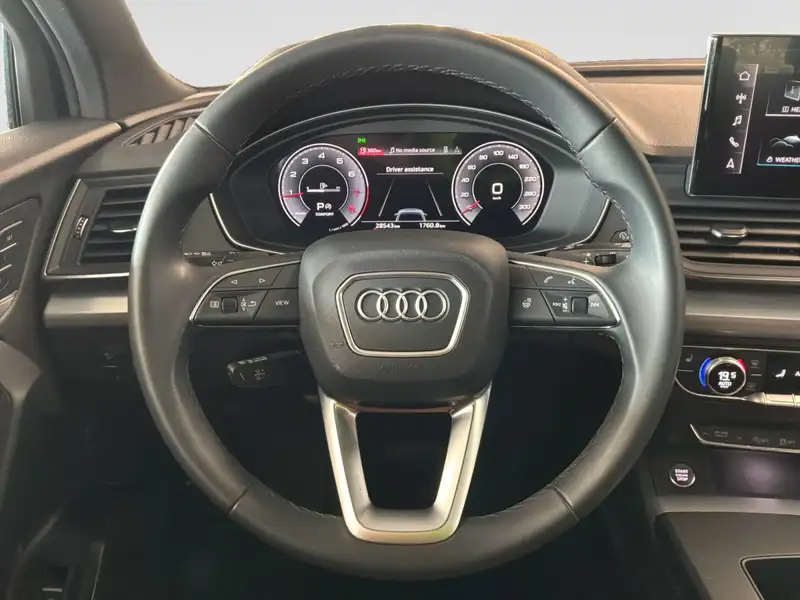 2023 Audi Q5 Progressiv, modrá, 28 300 km, dovoz Kanada — foto 11 z 12