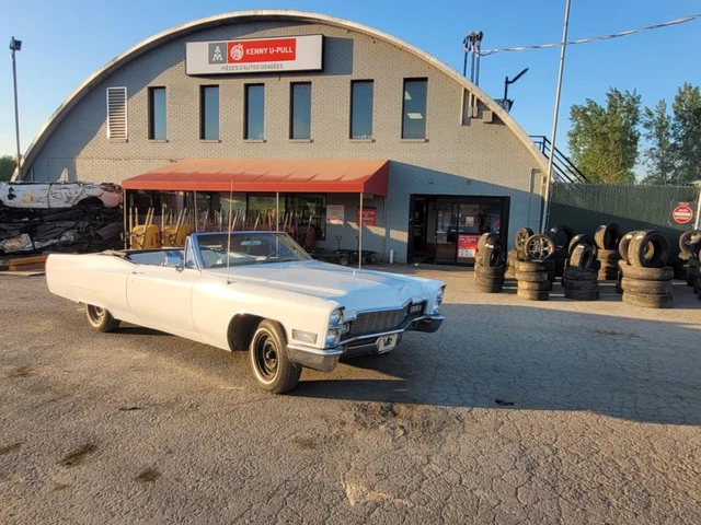 1968 Cadillac Deville, bílá, 9 255 km, dovoz Kanada — foto 1