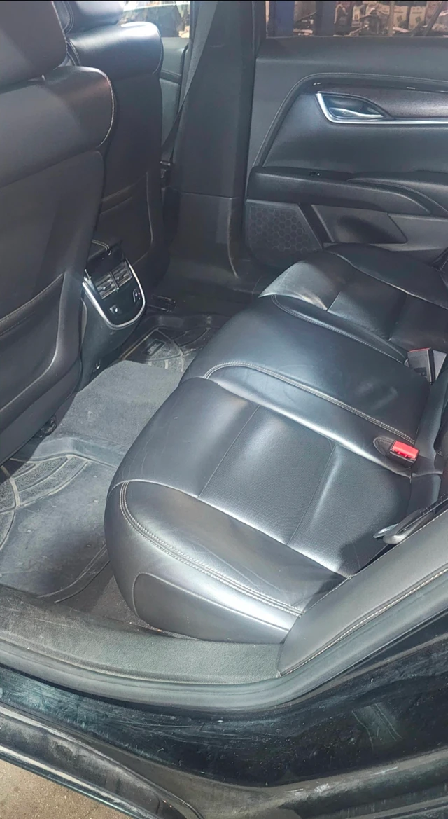 2019 Cadillac Xts, černá, 315 000 km, dovoz Kanada — foto 5 z 5