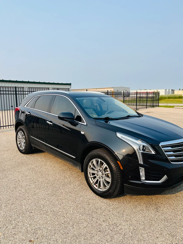 2017 Cadillac Xt5, černá, 127 000 km, dovoz Kanada — foto 3 z 5