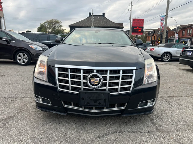 2012 Cadillac Cts Performance, černá, 183 191 km, dovoz Kanada — foto 2 z 5