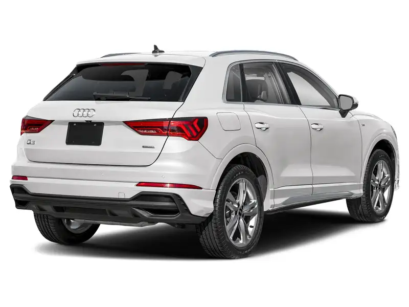 2024 Audi Q3 Progressiv, bílá, 22 811 km, dovoz Kanada — foto 2 z 10