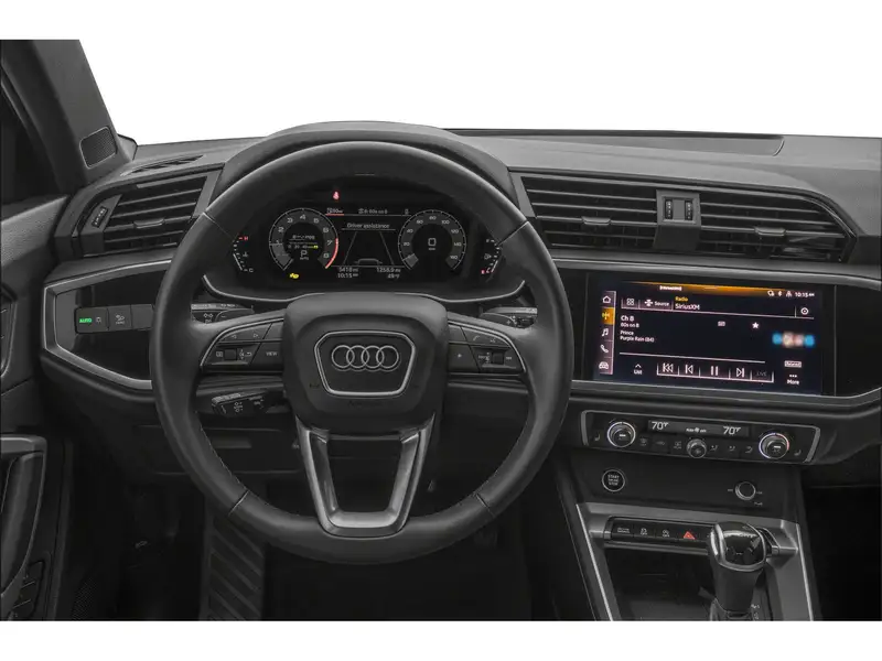 2024 Audi Q3 Progressiv, bílá, 22 811 km, dovoz Kanada — foto 4 z 10