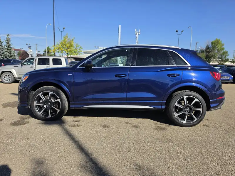 2025 Audi Q3 Progressiv, bílá, 23 170 km, dovoz Kanada — foto 3 z 12