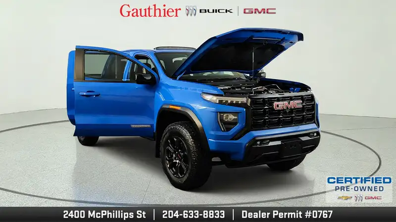 2025 GMC Canyon Elevation, modrá, 30 178 km, dovoz Kanada — foto 7 z 12