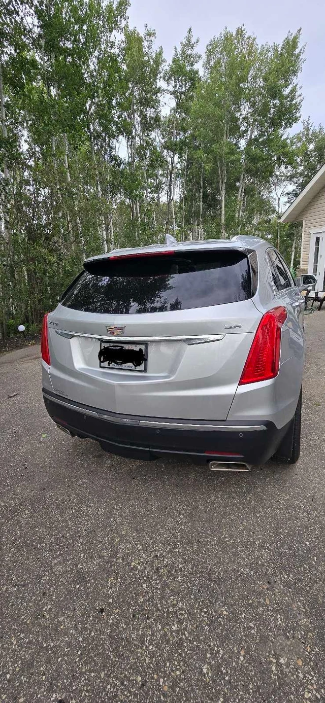 2017 Cadillac Xt5, bílá, 151 163 km, dovoz Kanada — foto 4 z 5