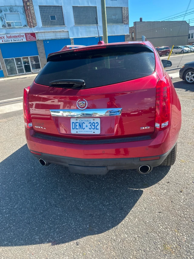 2016 Cadillac Srx, burgundy, 72 000 km, dovoz Kanada — foto 3 z 5
