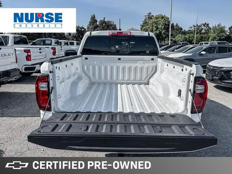 2024 GMC Canyon Elevation, bílá, 55 476 km, dovoz Kanada — foto 8 z 12