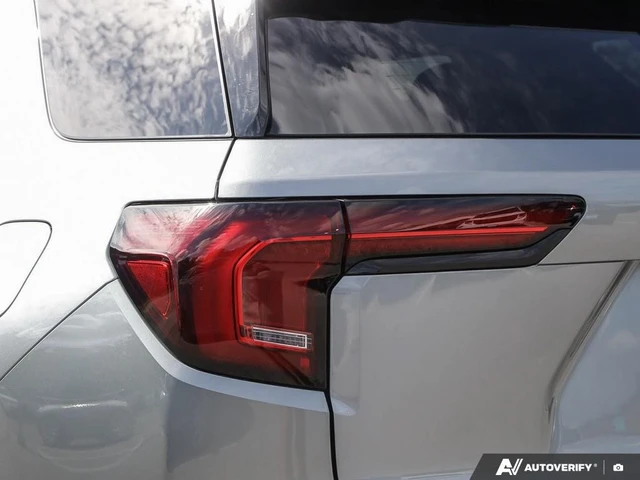 2027 GMC Terrain AWD Elevation AWD Elevation, stříbrná, 10 km, dovoz Kanada — foto 12 z 20