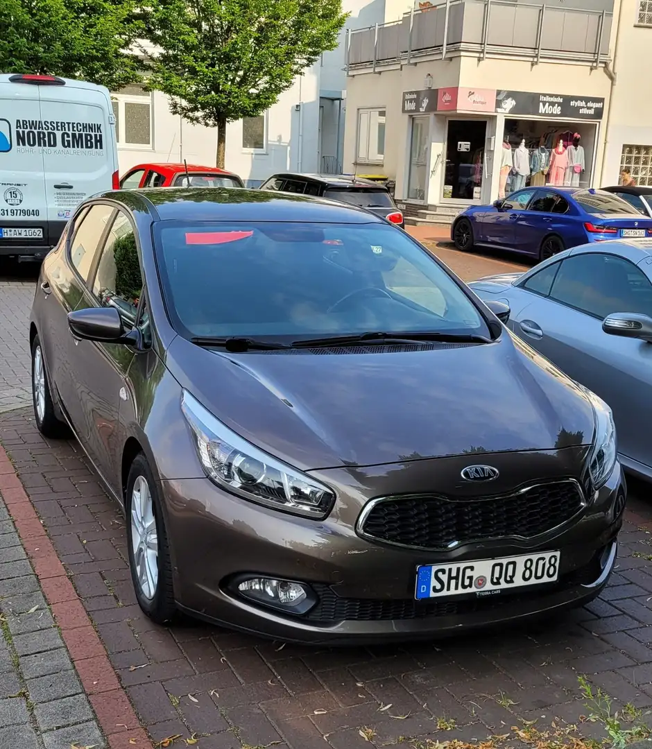 2012 Kia Ceed / cee'd, 67 800 km, Německo — foto 2 z 4