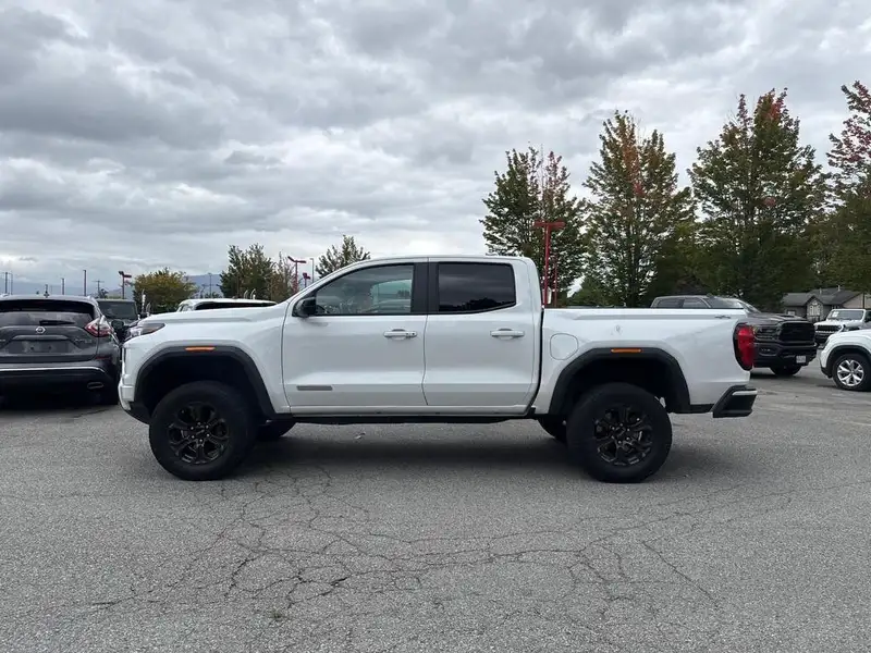 2023 GMC Canyon Elevation, 74 970 km, dovoz Kanada — foto 4 z 6
