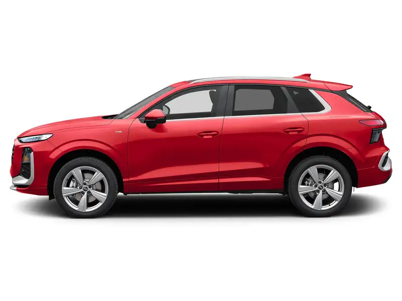 2026 Audi Q3 Progressiv, červená, 90 km, dovoz Kanada — foto 3 z 11
