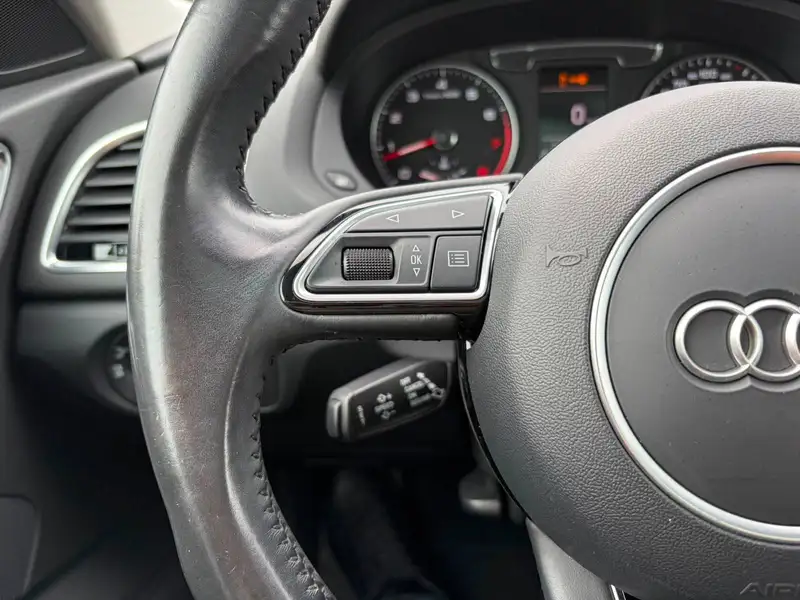 2016 Audi Q3 Progressiv, bílá, 117 930 km, dovoz Kanada — foto 11 z 12