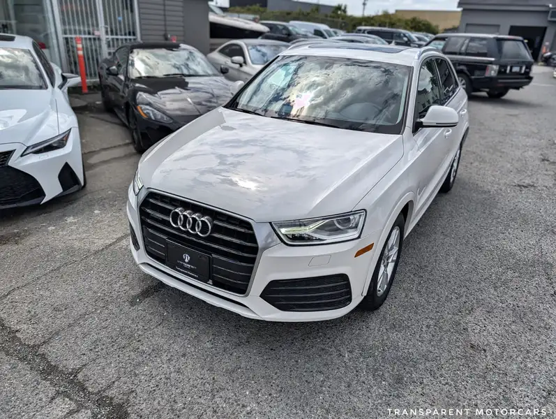 2018 Audi Q3 Progressiv, bílá, 73 200 km, dovoz Kanada — foto 10 z 12
