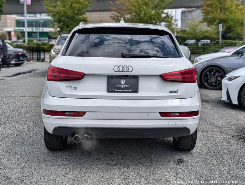 2018 Audi Q3 Progressiv, bílá, 73 200 km, dovoz Kanada — foto 6 z 12