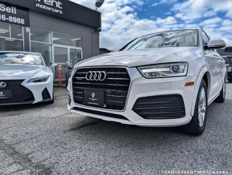 2018 Audi Q3 Progressiv, bílá, 73 200 km, dovoz Kanada — foto 8 z 12