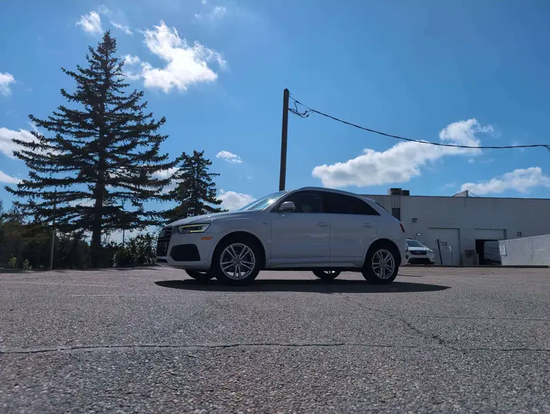 2016 Audi Q3 Technik, bílá, 146 675 km, dovoz Kanada — foto 3 z 12