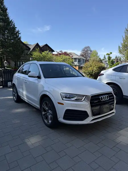 2018 Audi Q3 Progressiv, bílá, 36 257 km, dovoz Kanada — foto 12 z 12
