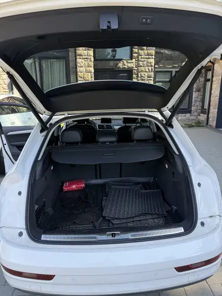 2018 Audi Q3 Progressiv, bílá, 36 257 km, dovoz Kanada — foto 6 z 12
