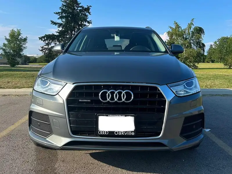 2017 Audi Q3 Progressiv, šedá, 88 000 km, dovoz Kanada — foto 2 z 8