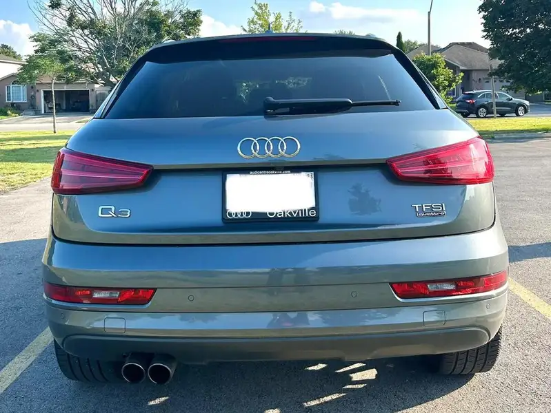 2017 Audi Q3 Progressiv, šedá, 88 000 km, dovoz Kanada — foto 3 z 8