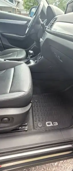 2016 Audi Q3 Technik, šedá, 156 246 km, dovoz Kanada — foto 12 z 12