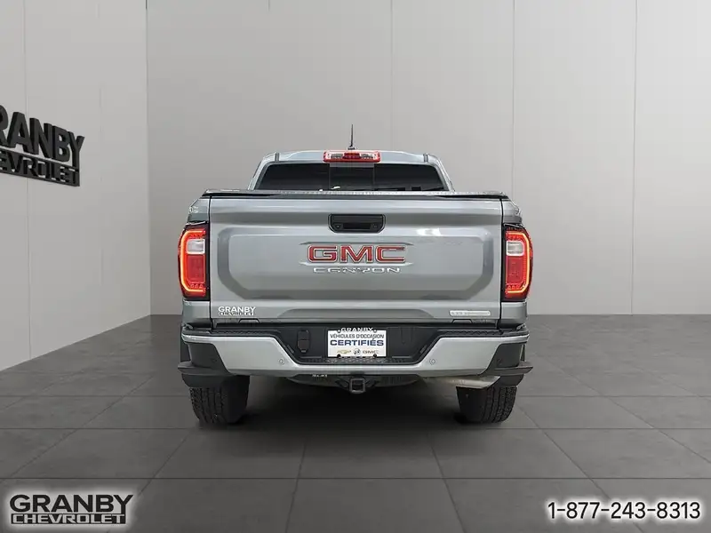 2025 GMC Canyon Elevation, šedá, 16 307 km, dovoz Kanada — foto 7 z 12