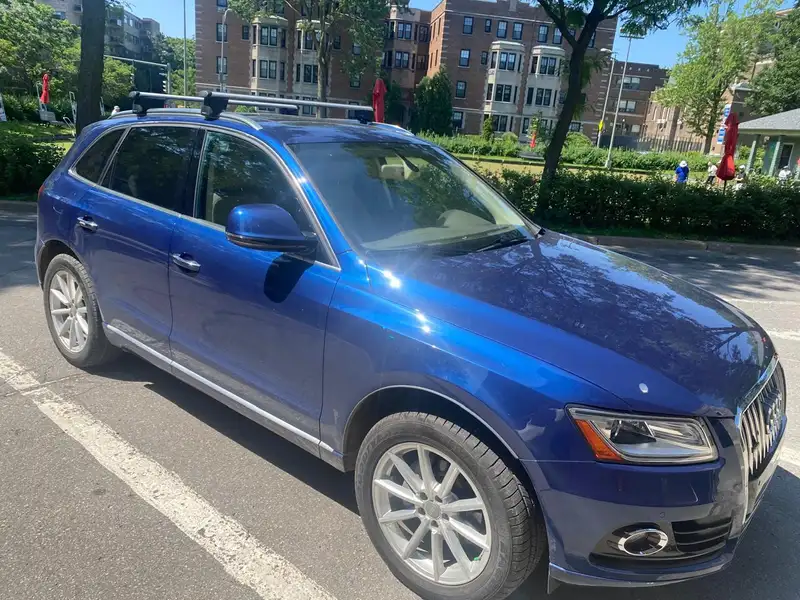 2017 Audi Q5 Technik, modrá, 69 000 km, dovoz Kanada — foto 6 z 12