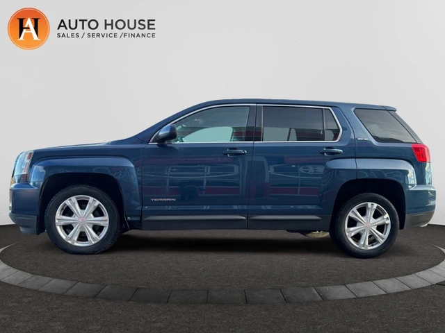 2017 GMC Terrain SLE, modrá, 106 999 km, dovoz Kanada — foto 2 z 5