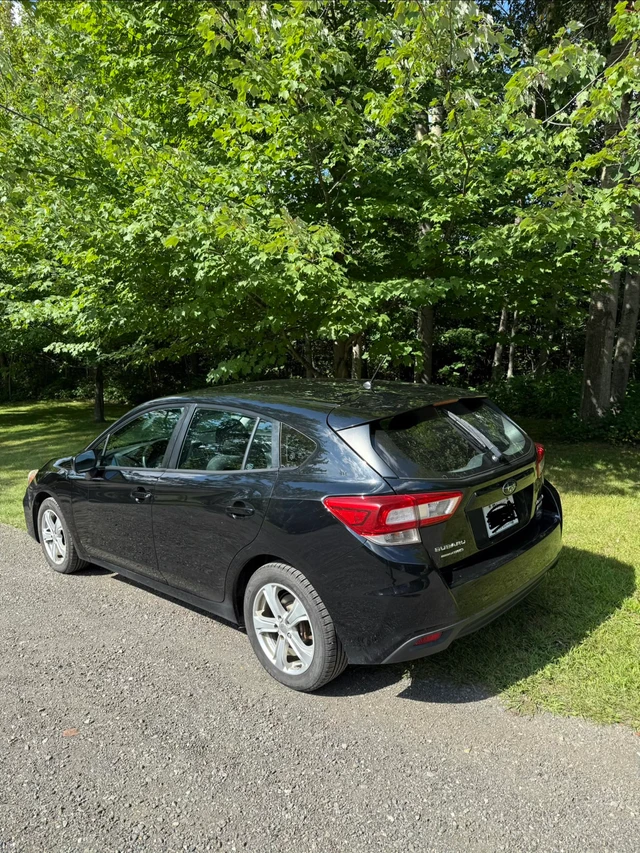 2017 Subaru Impreza, 166 000 km, dovoz Kanada — foto 3 z 5