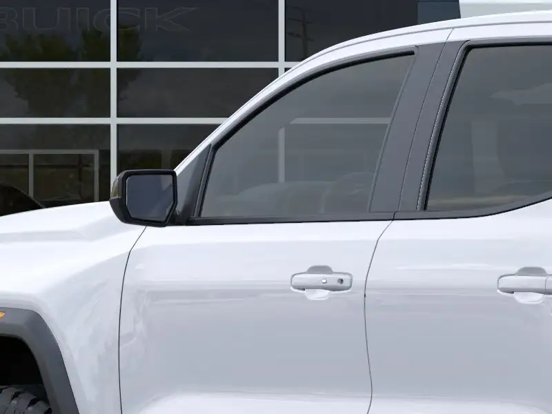 2026 GMC Canyon Elevation, bílá, 150 km, dovoz Kanada — foto 12 z 12