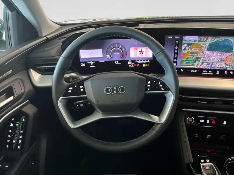 2026 Audi Q5 Progressiv, šedá, 90 km, dovoz Kanada — foto 11 z 12
